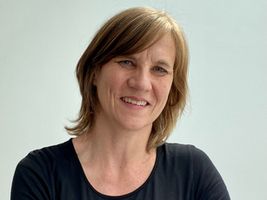 LAGES - Ellen Weitbrecht