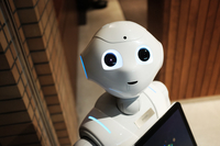Roboter alex knight unsplash klein